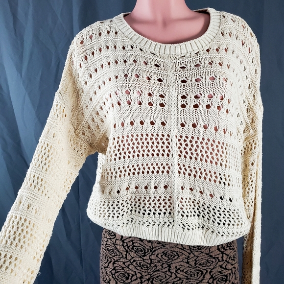 Xhilaration Cream White Mesh Knit Sweater Large - Picture 6 of 9
